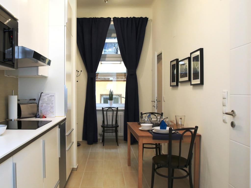 Flatprovider Comfort Eduard Apartment - Contactless Check In 비엔나 객실 사진