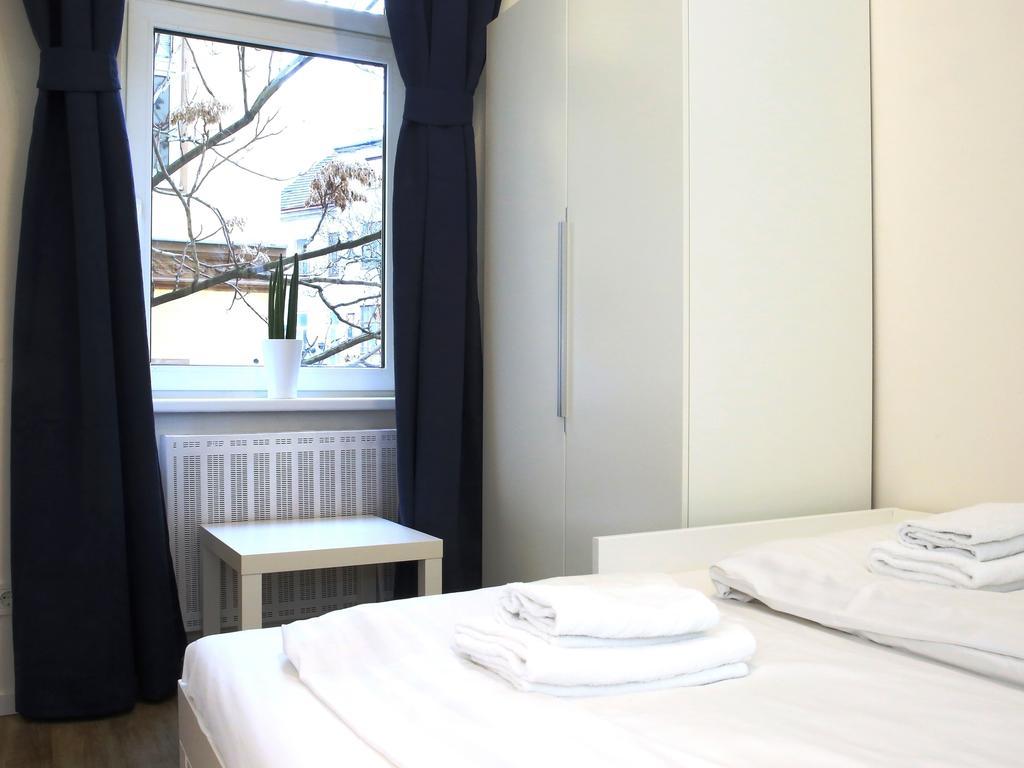 Flatprovider Comfort Eduard Apartment - Contactless Check In 비엔나 객실 사진
