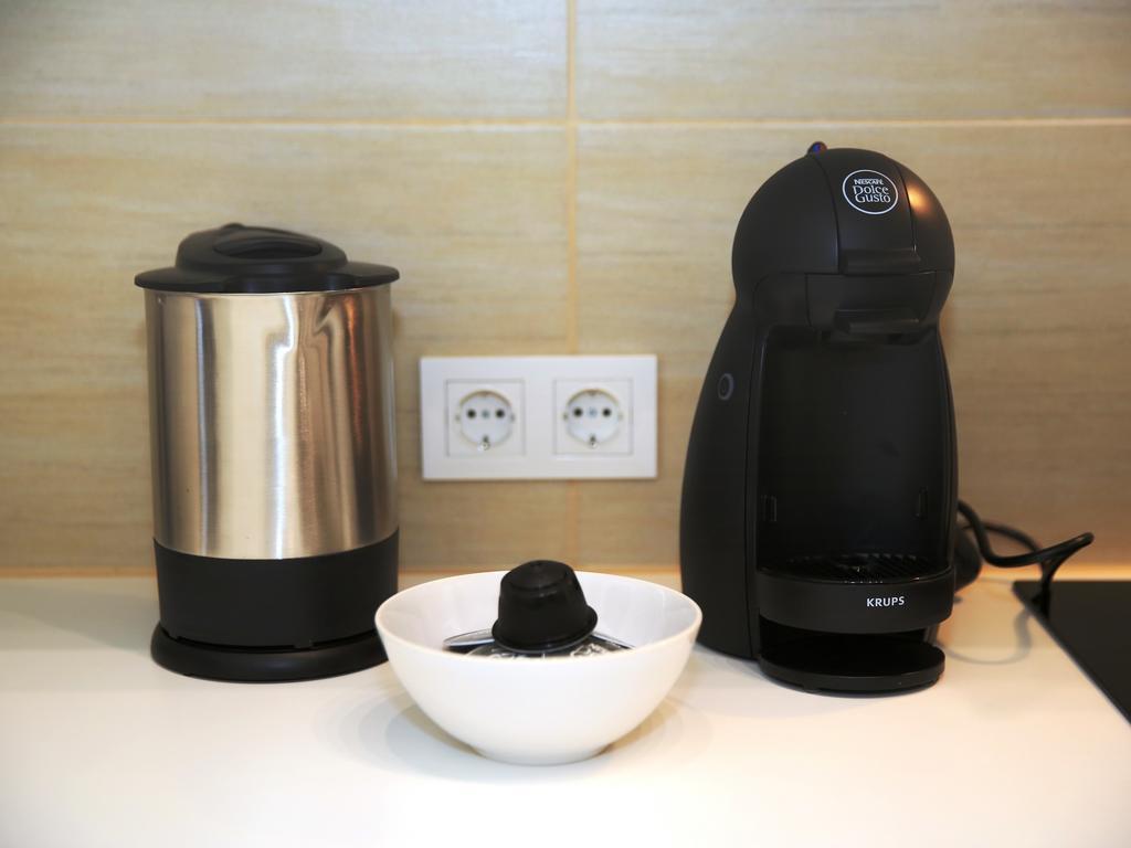 Flatprovider Comfort Eduard Apartment - Contactless Check In 비엔나 객실 사진