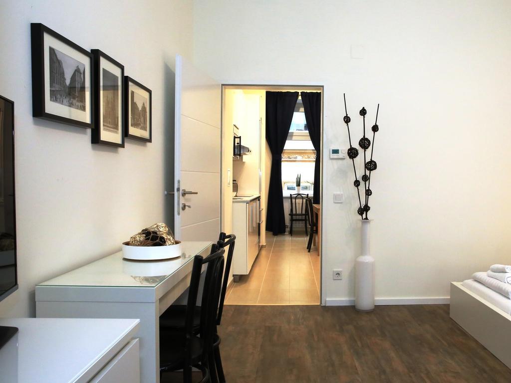 Flatprovider Comfort Eduard Apartment - Contactless Check In 비엔나 객실 사진