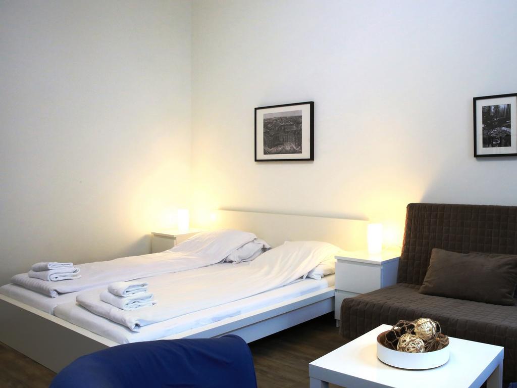 Flatprovider Comfort Eduard Apartment - Contactless Check In 비엔나 객실 사진